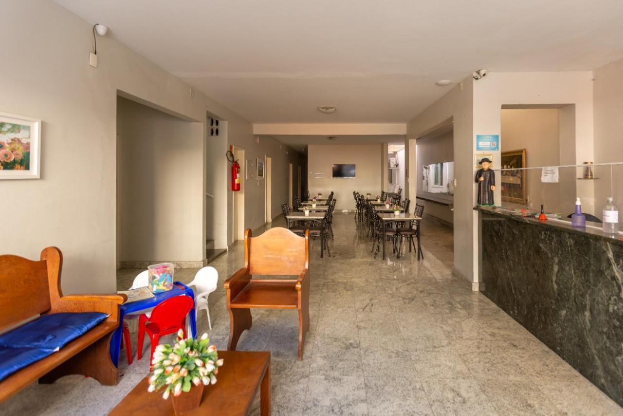 Hotel Mares De Iracema 2*